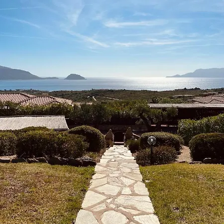 Villa A Golfo Aranci Con Vista Su Tavolara
