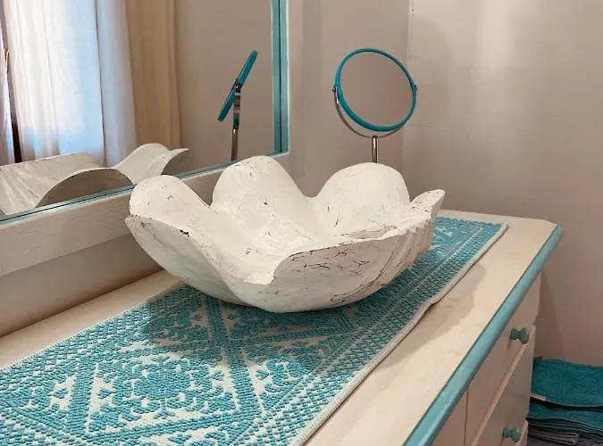 A Golfo Aranci Con Vista Su Tavolara *