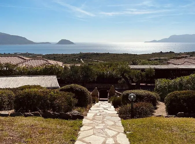Villa A Golfo Aranci Con Vista Su Tavolara