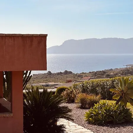 Villa A Golfo Aranci Con Vista Su Tavolara