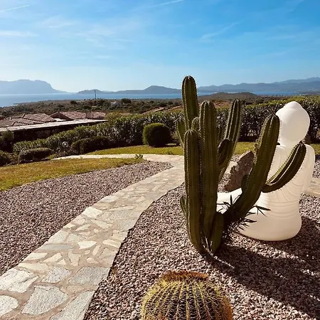 Villa A Golfo Aranci Con Vista Su Tavolara *